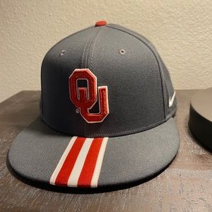 OKLAHOMA SOONERS Nike SnapBack hat